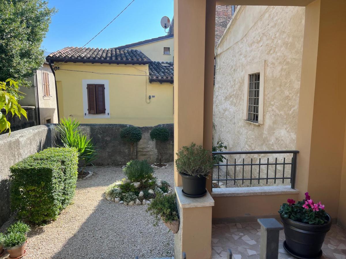 Affittacamere Il Piccolo Borgo Foligno Exterior foto